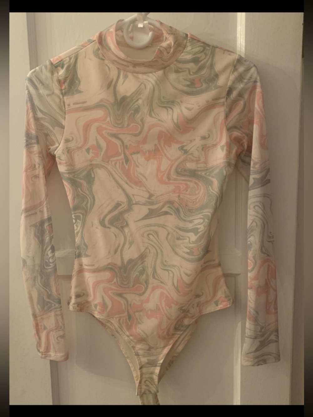 Belle Du Jour Marble Swirl Top — Coral & Sage